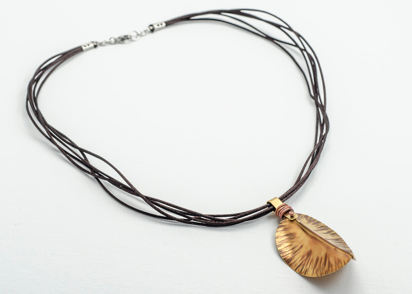Summer Leaf Necklace Bronze