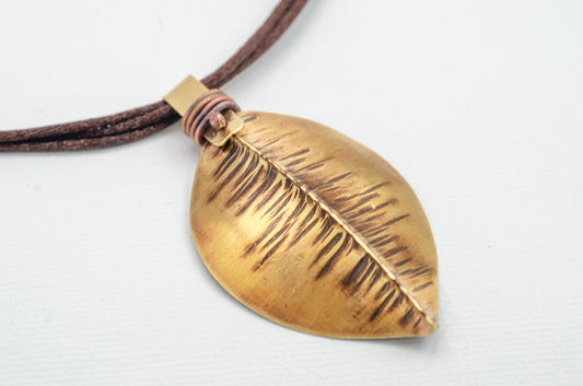 Fall Leaf Necklace Bronze