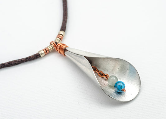 Calla Lily Necklace - Pewter
