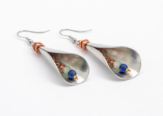 Calla Lily Earrings Pewter