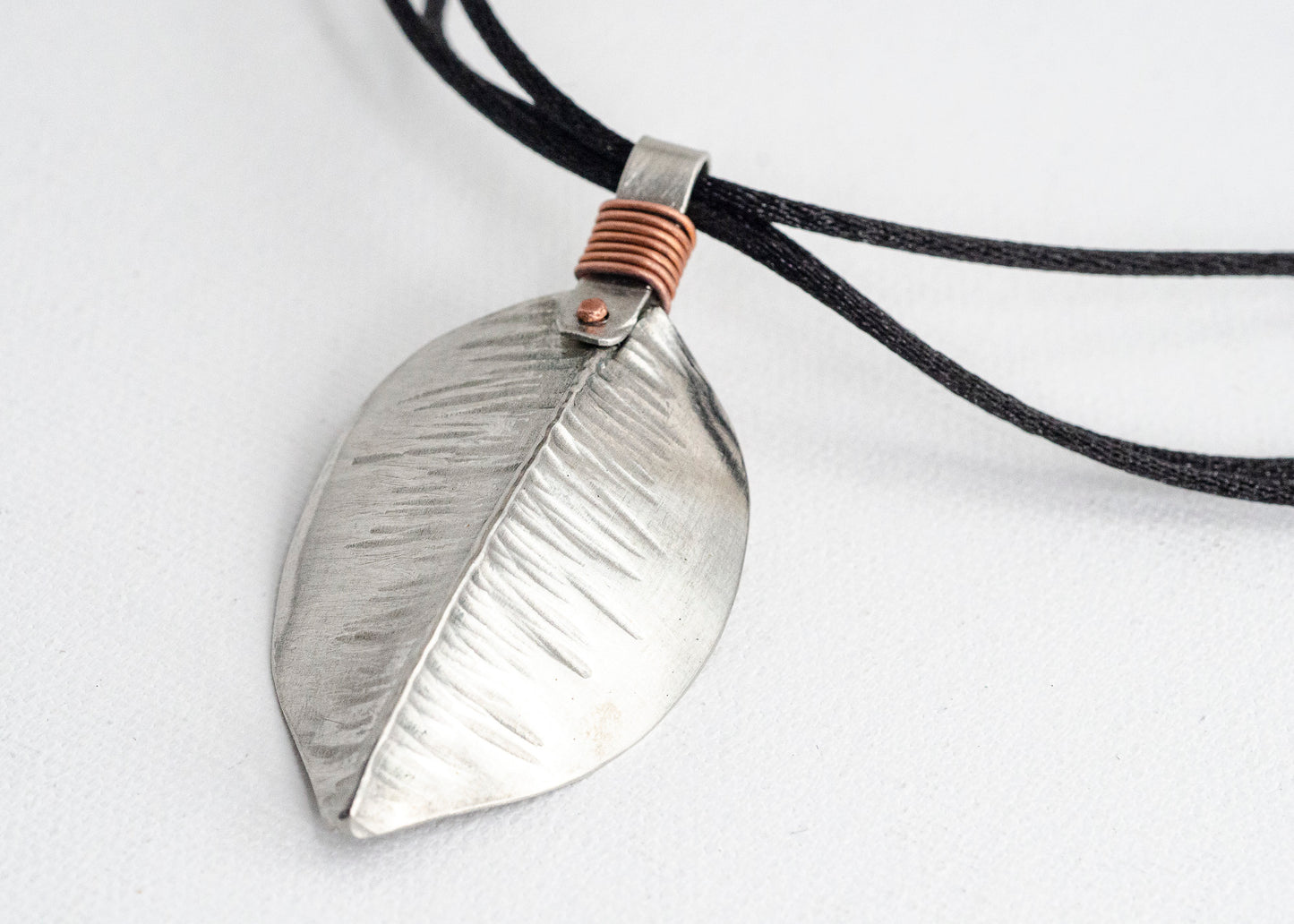 Fall Leaf Necklace Pewter