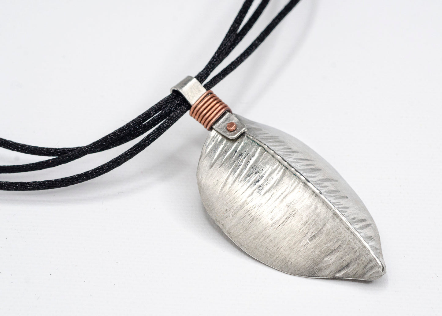 Fall Leaf Necklace Pewter